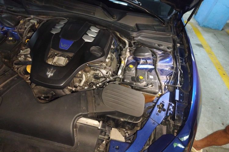 Used Maserati Ghibli  Engine Bay Left