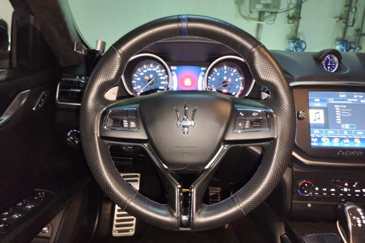 Used Maserati Ghibli  Steering Wheel