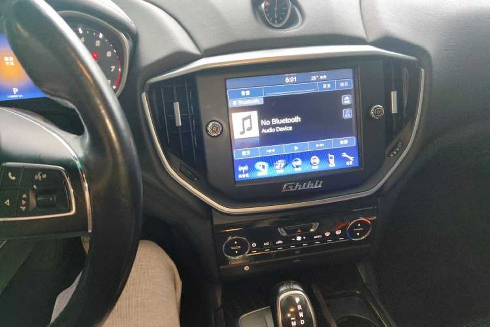 Used Maserati Ghibli  Audio And AC Panel