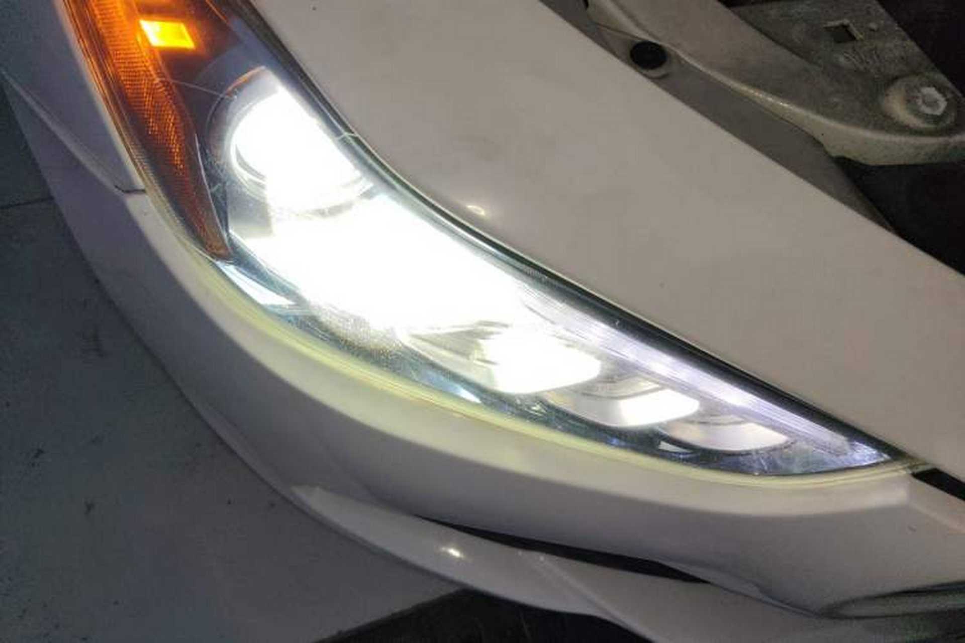 Used Maserati Ghibli  Right Front Headlight