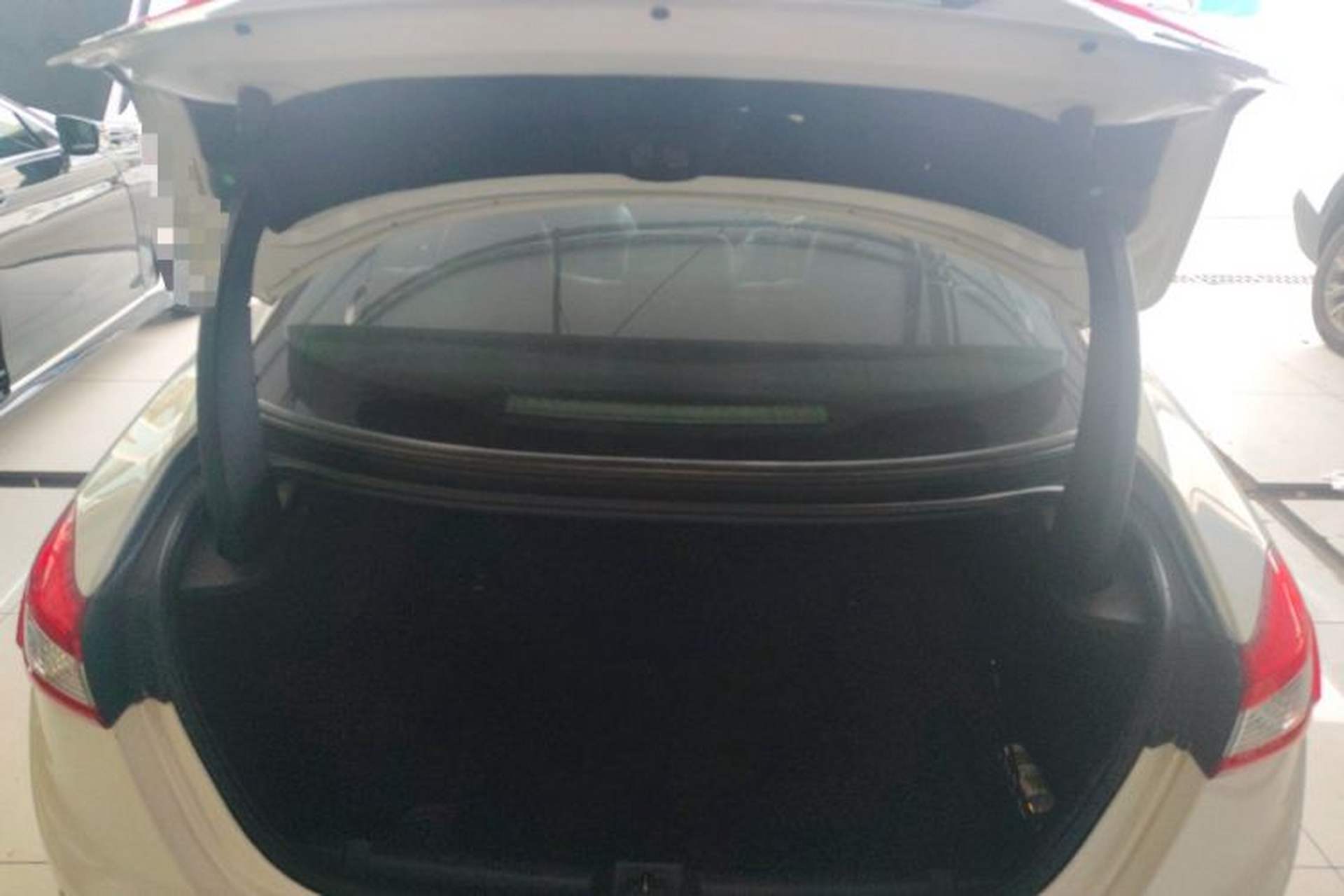 Used Maserati Ghibli  Trunk