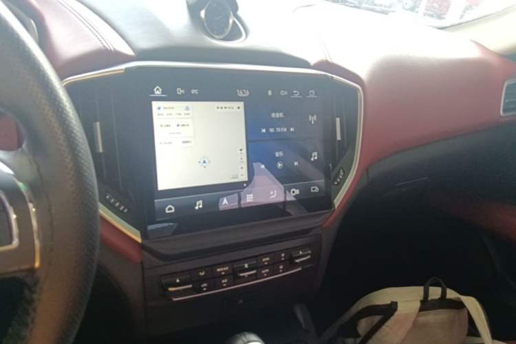 Used Maserati Ghibli 2014 3.0T Standard Edition Audio And AC Panel