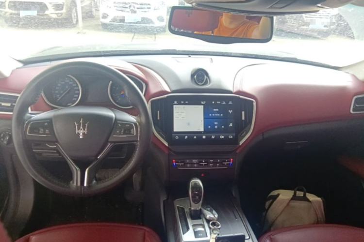Used Maserati Ghibli 2014 3.0T Standard Edition Center Console