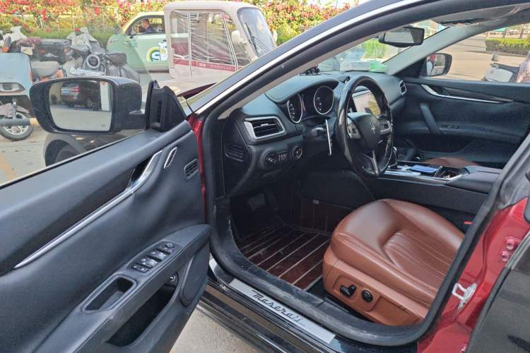 Used Maserati Ghibli 2014 3.0T Standard Edition Driver Seat