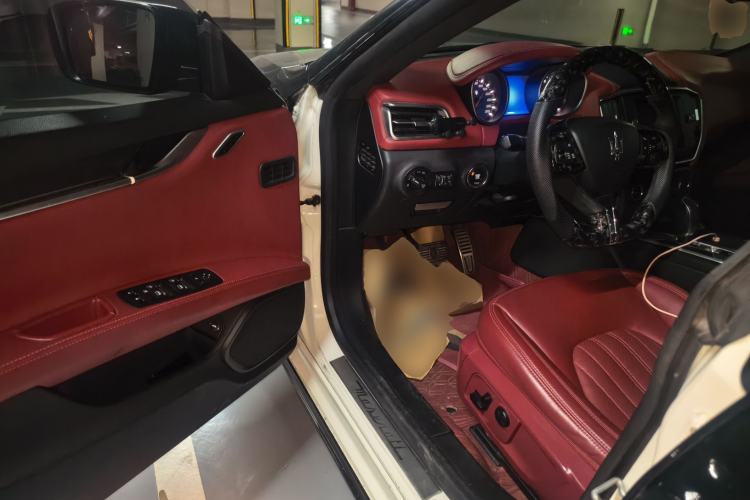 Used Maserati Ghibli 2014 3.0T Standard Edition Driver Seat