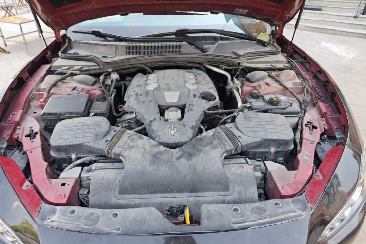 Used Maserati Ghibli 2014 3.0T Standard Edition Engine Bay