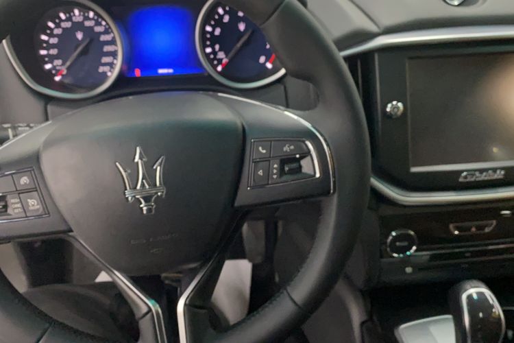 Used Maserati Ghibli 2014 3.0T Standard Edition Interior 3
