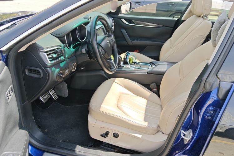 Used Maserati Ghibli 2014 3.0T Standard Edition Left Front Seat