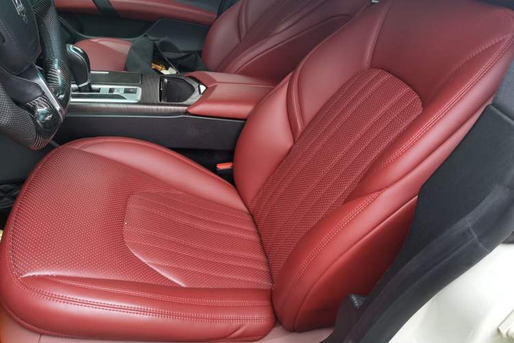 Used Maserati Ghibli 2014 3.0T Standard Edition Left Front Seat
