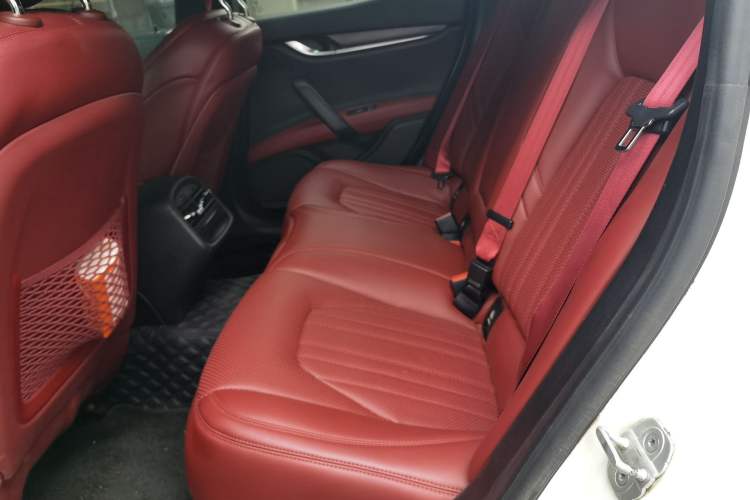 Used Maserati Ghibli 2014 3.0T Standard Edition Left Rear Seat