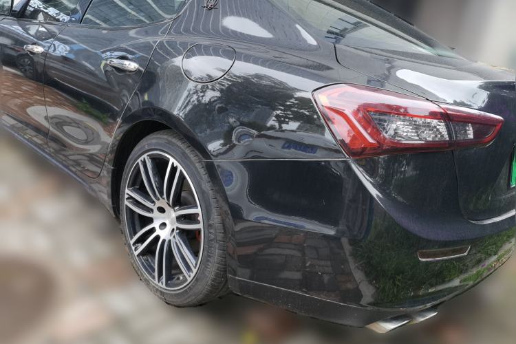 Used Maserati Ghibli 2014 3.0T Standard Edition Rear Left 45 Deg