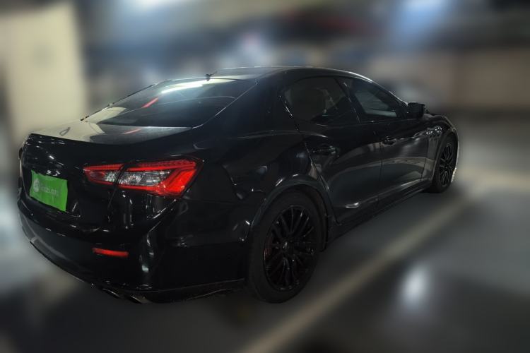 Used Maserati Ghibli 2014 3.0T Standard Edition Rear Right 45 Deg