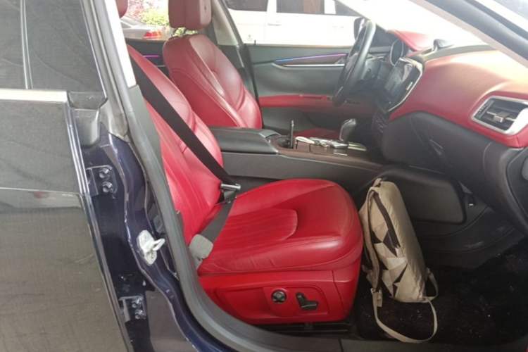 Used Maserati Ghibli 2014 3.0T Standard Edition Right Front Seat
