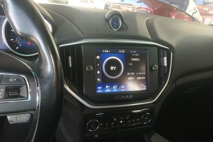 Used Maserati Ghibli 2014 3.0T Standard Edition Audio And AC Panel