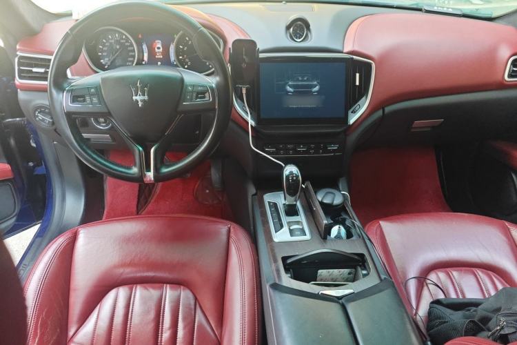 Used Maserati Ghibli 2014 3.0T Standard Edition Center Console