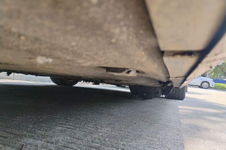 Used Maserati Ghibli 2014 3.0T Standard Edition Chassis Rear Right