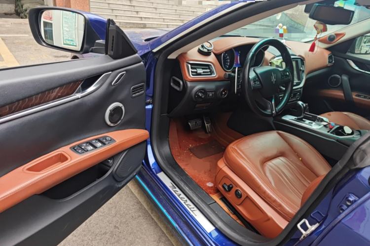 Used Maserati Ghibli 2014 3.0T S Driver Seat