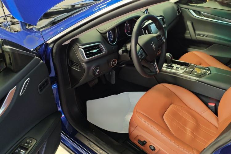 Used Maserati Ghibli 2014 3.0T Standard Edition Driver Seat