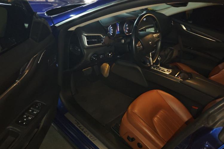 Used Maserati Ghibli 2014 3.0T Standard Edition Driver Seat