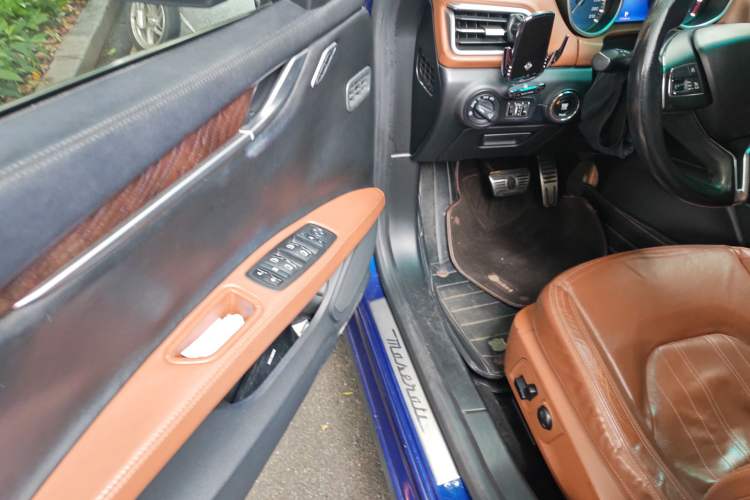 Used Maserati Ghibli 2014 3.0T Standard Edition Driver Seat