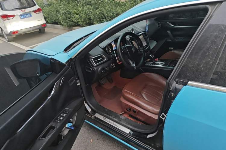 Used Maserati Ghibli 2014 3.0T S Driver Seat