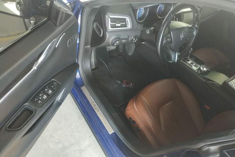Used Maserati Ghibli 2014 3.0T Standard Edition Driver Seat