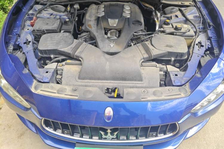 Used Maserati Ghibli 2014 3.0T Standard Edition Engine Bay