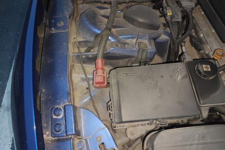 Used Maserati Ghibli 2014 3.0T Standard Edition Engine Bay Right