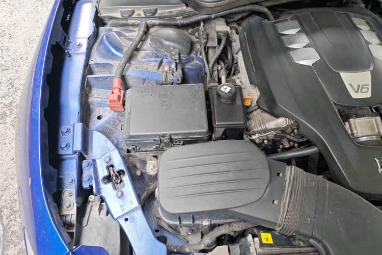 Used Maserati Ghibli 2014 3.0T Standard Edition Engine Bay Right