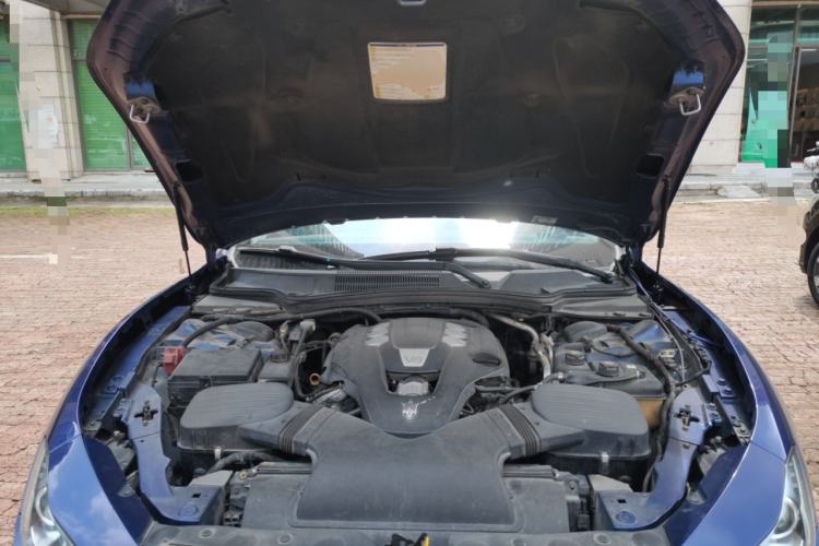 Used Maserati Ghibli 2014 3.0T Standard Edition Engine Bay