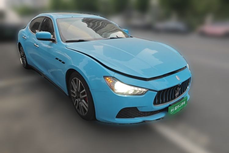 Used Maserati Ghibli 2014 3.0T S Front Right 45 Deg
