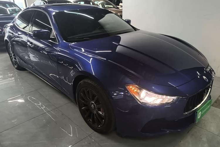 Used Maserati Ghibli 2014 3.0T Standard Edition Front Right 45 Deg