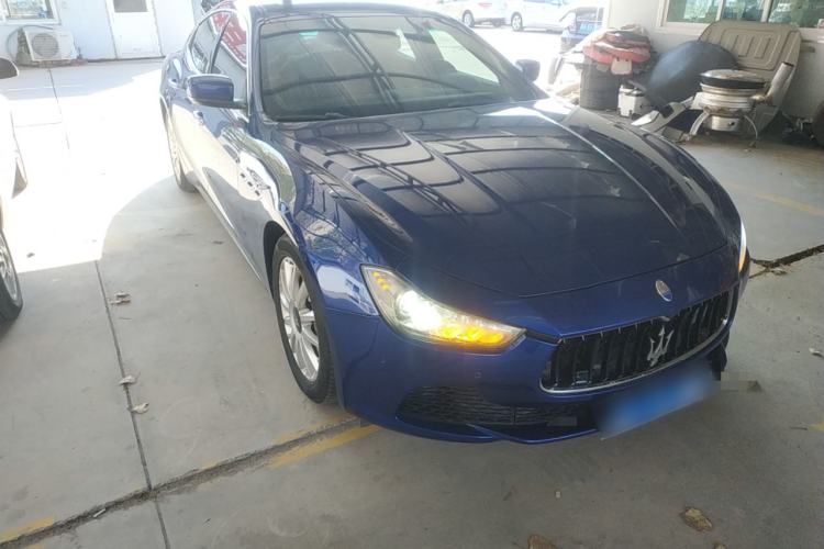 Used Maserati Ghibli 2014 3.0T Standard Edition Front Right 45 Deg
