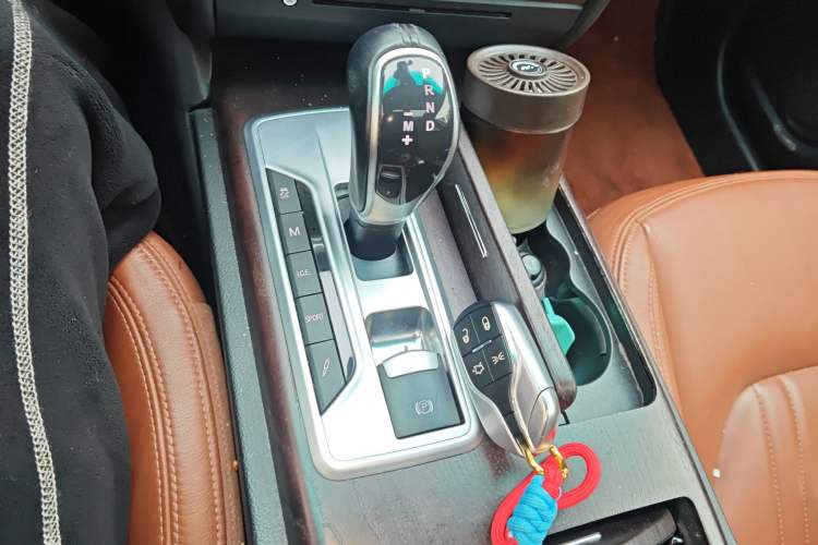 Used Maserati Ghibli 2014 3.0T S Gear Lever