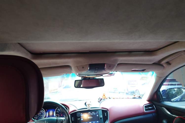 Used Maserati Ghibli 2014 3.0T Standard Edition Headliner