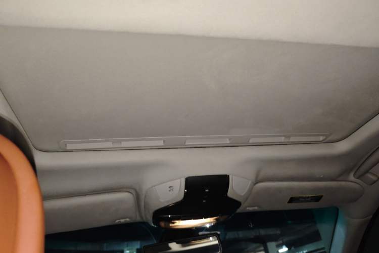 Used Maserati Ghibli 2014 3.0T Standard Edition Headliner