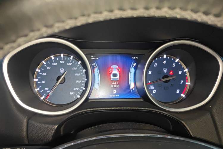 Used Maserati Ghibli 2014 3.0T Standard Edition Instrument Cluster