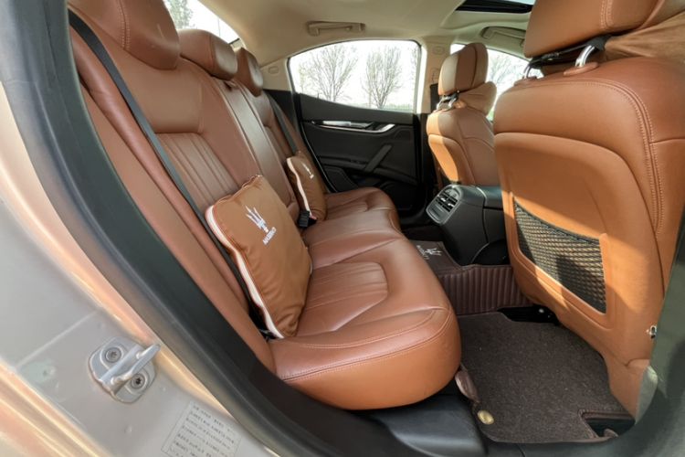 Used Maserati Ghibli 2014 3.0T Standard Edition Interior 12