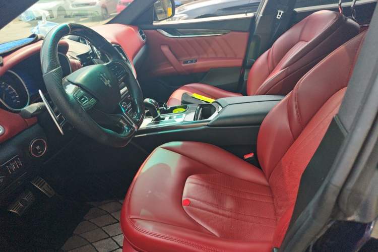 Used Maserati Ghibli 2014 3.0T Standard Edition Left Front Seat