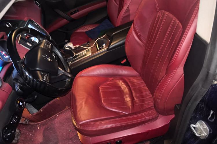Used Maserati Ghibli 2014 3.0T Standard Edition Left Front Seat