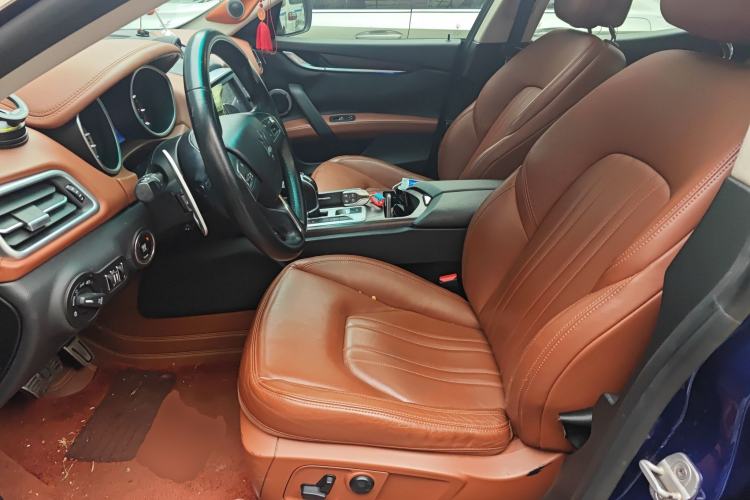 Used Maserati Ghibli 2014 3.0T S Left Front Seat