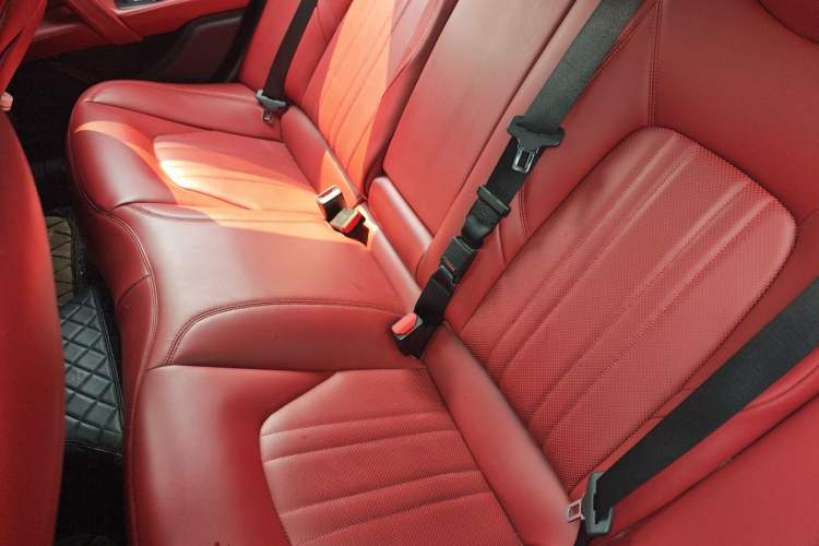 Used Maserati Ghibli 2014 3.0T Standard Edition Left Rear Seat