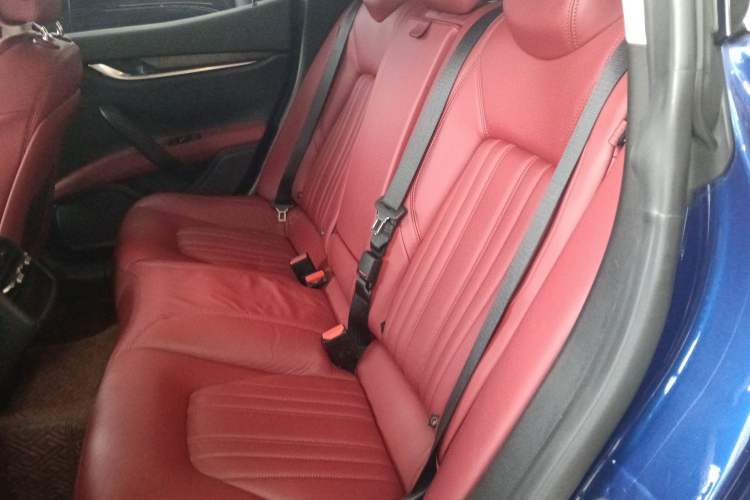 Used Maserati Ghibli 2014 3.0T Standard Edition Left Rear Seat