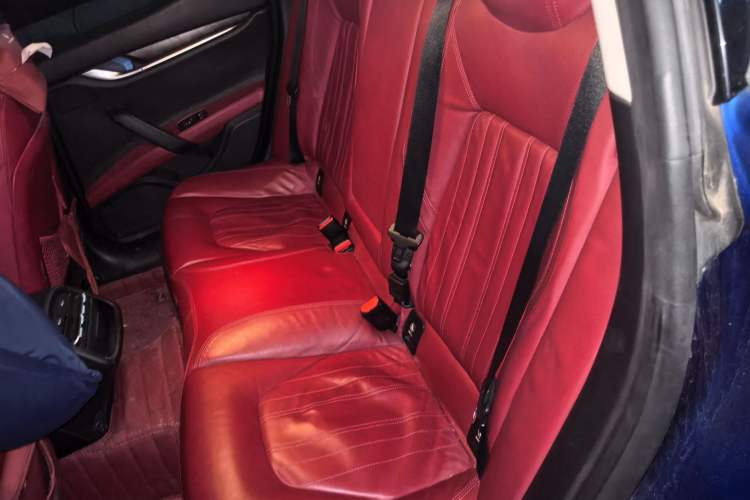 Used Maserati Ghibli 2014 3.0T Standard Edition Left Rear Seat