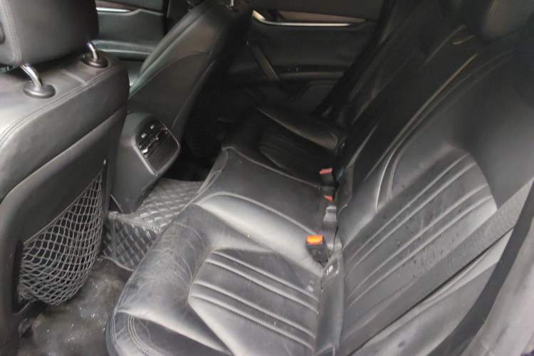 Used Maserati Ghibli 2014 3.0T S Q4 Left Rear Seat