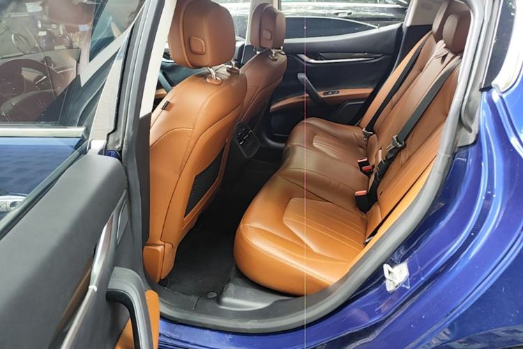 Used Maserati Ghibli 2014 3.0T Standard Edition Left Rear Seat