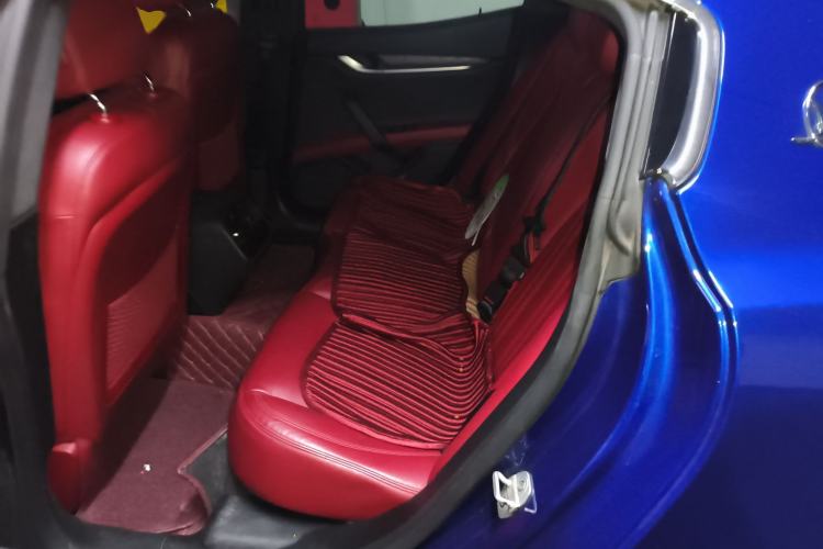 Used Maserati Ghibli 2014 3.0T Standard Edition Left Rear Seat