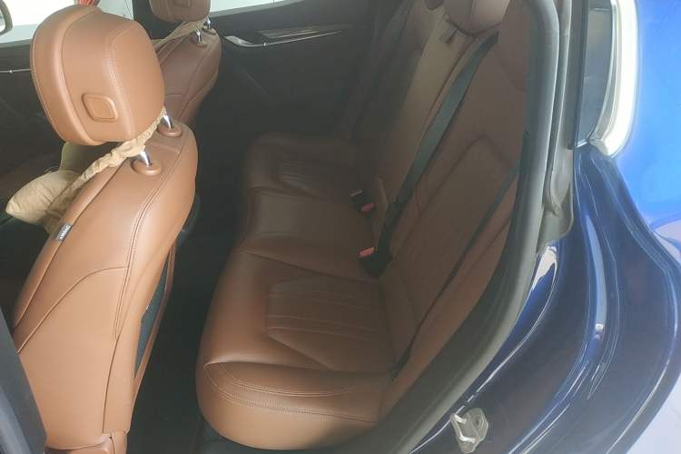 Used Maserati Ghibli 2014 3.0T Standard Edition Left Rear Seat