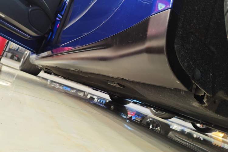 Used Maserati Ghibli 2014 3.0T Standard Edition Left Side Sill