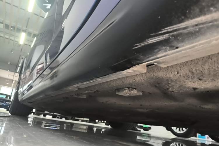 Used Maserati Ghibli 2014 3.0T Standard Edition Left Side Sill